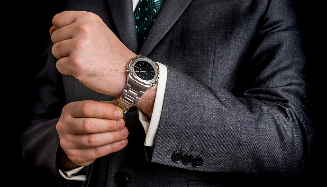 Pulseira de aço ou de couro: Qual é a melhor escolha para o dia a dia do empreendedor?