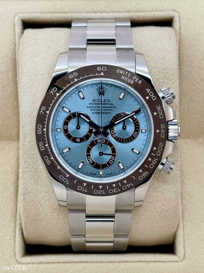 Relógio Daytona com mostrador azul gelo e pulseira de aço, cronógrafo automático
