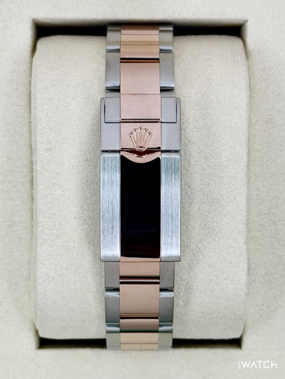 Relógio Rolex GMT Master II Rootbeer automático, fecho com logotipo e pulseira bicolor