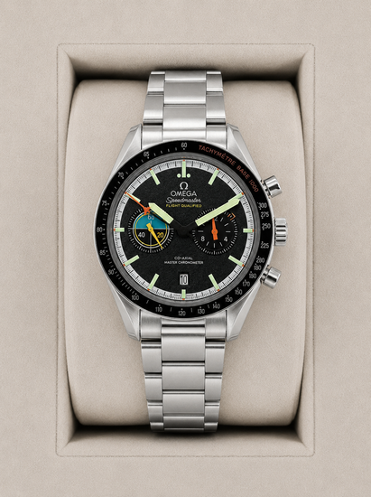 Relógio Omega Speedmaster Pilot automático 40 mm com mostrador preto e pulseira de aço