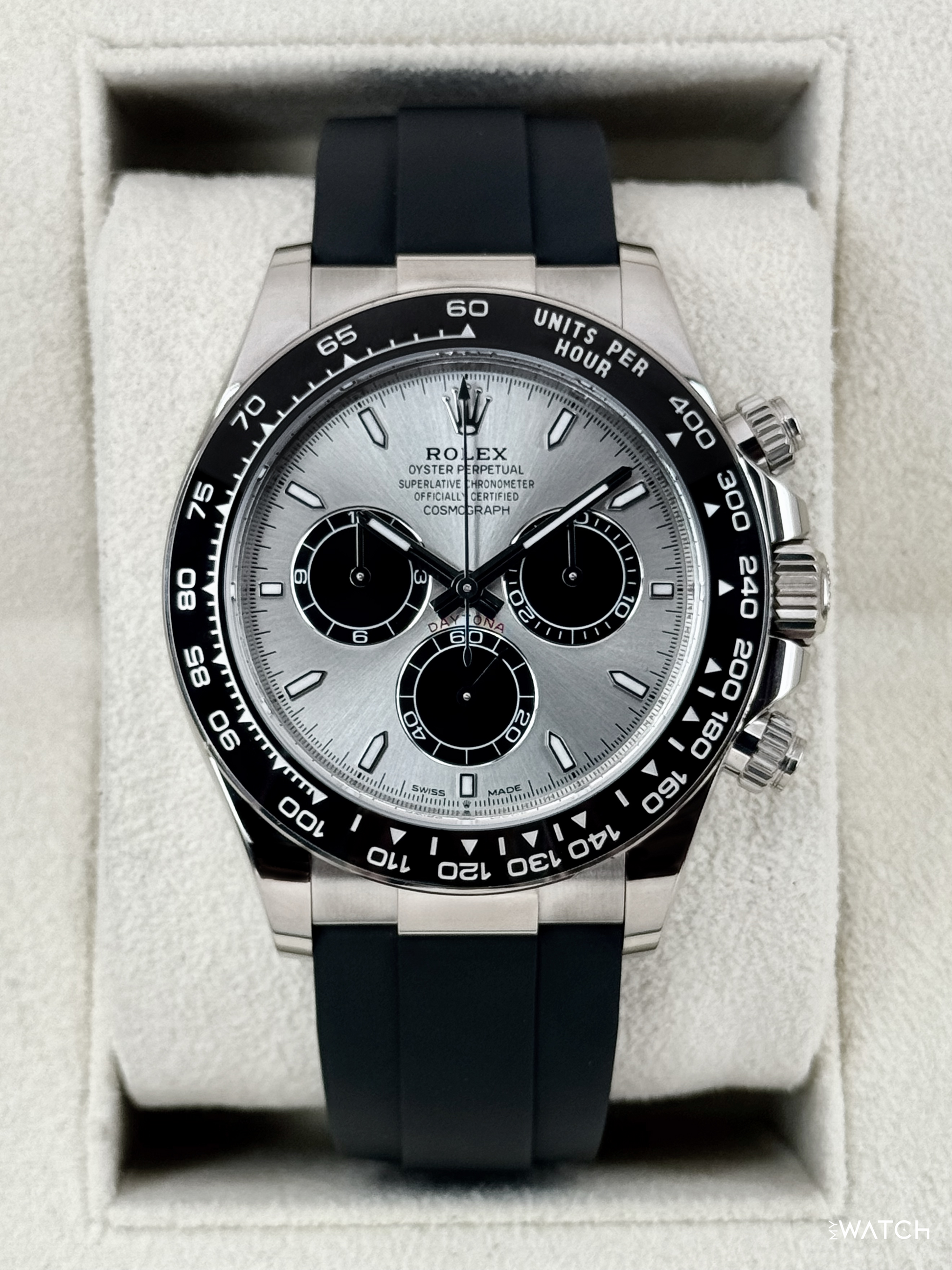 Relógio automático Daytona com mostrador prata e pulseira de borracha preta