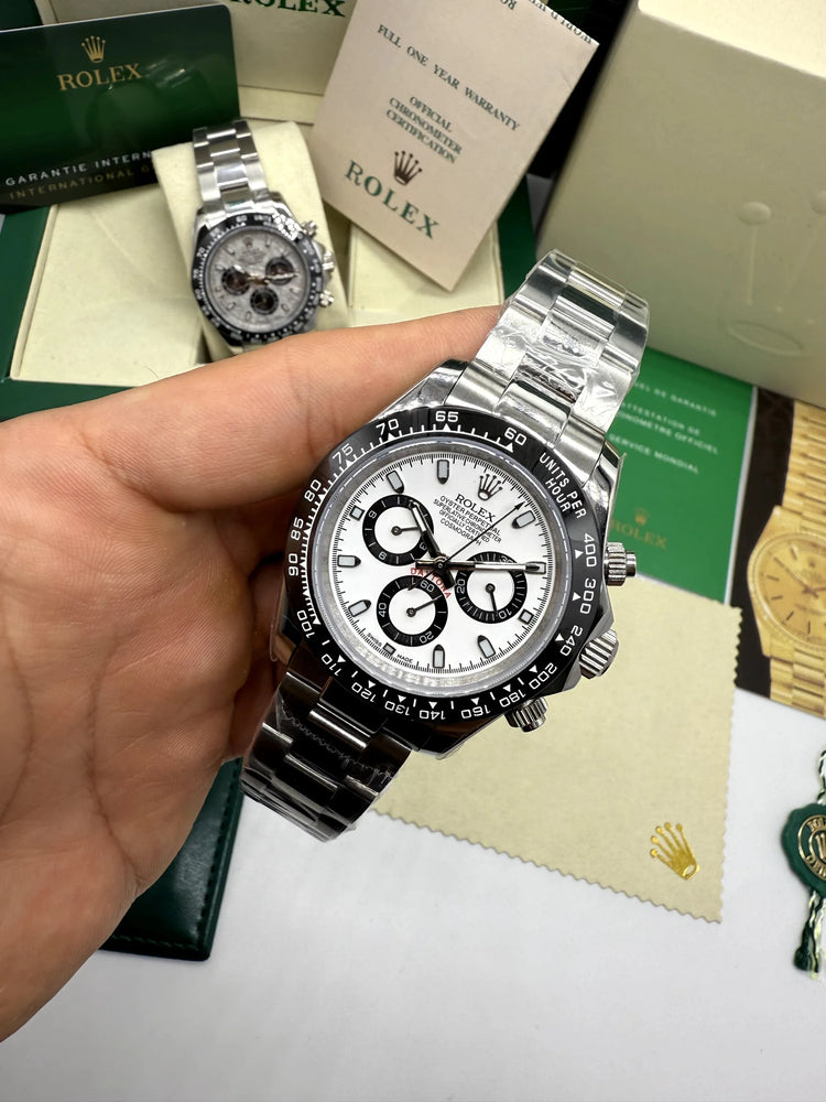 Relógio Rolex automático com pulseira de aço e mostrador branco de cronógrafo