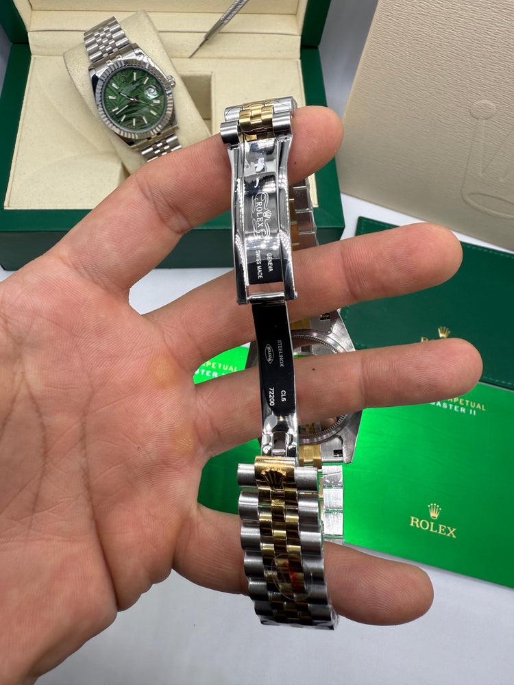 Relógio Rolex Datejust com fecho da pulseira Jubilee em aço e ouro